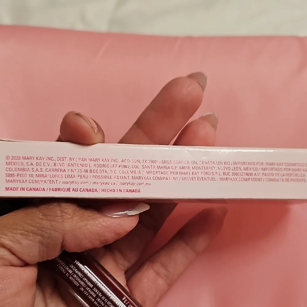 Mary Kay Rich Burgundy Lip Gloss